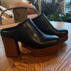 Kork-Ease Black Leather Mules with Chunky Brown Heel